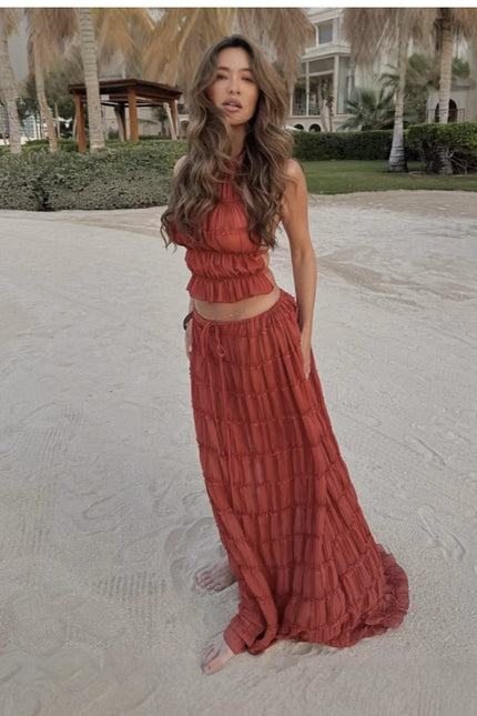 2pcs  Sleeveless Backless Cropped Halter Top And Pleated Long Skirt
