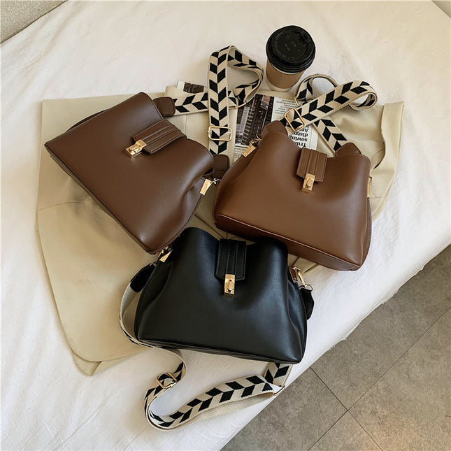 Wide Shoulder Strap Diagonal Bag