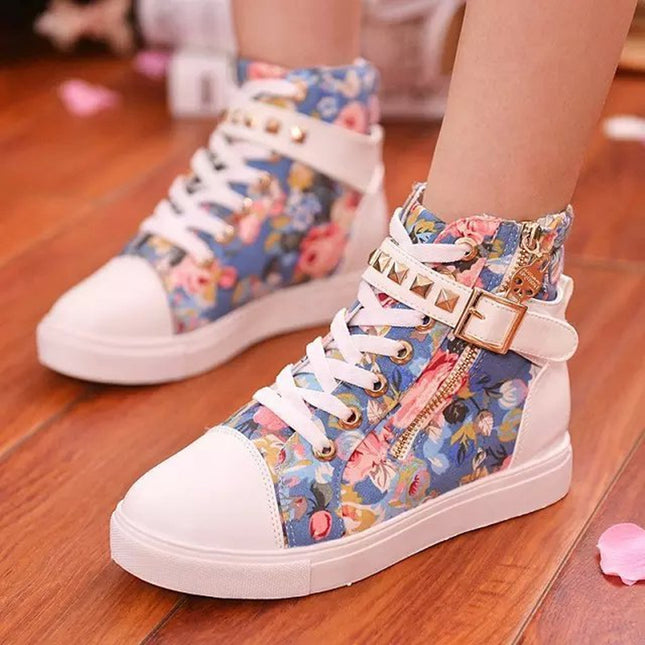 High-top canvas shoes