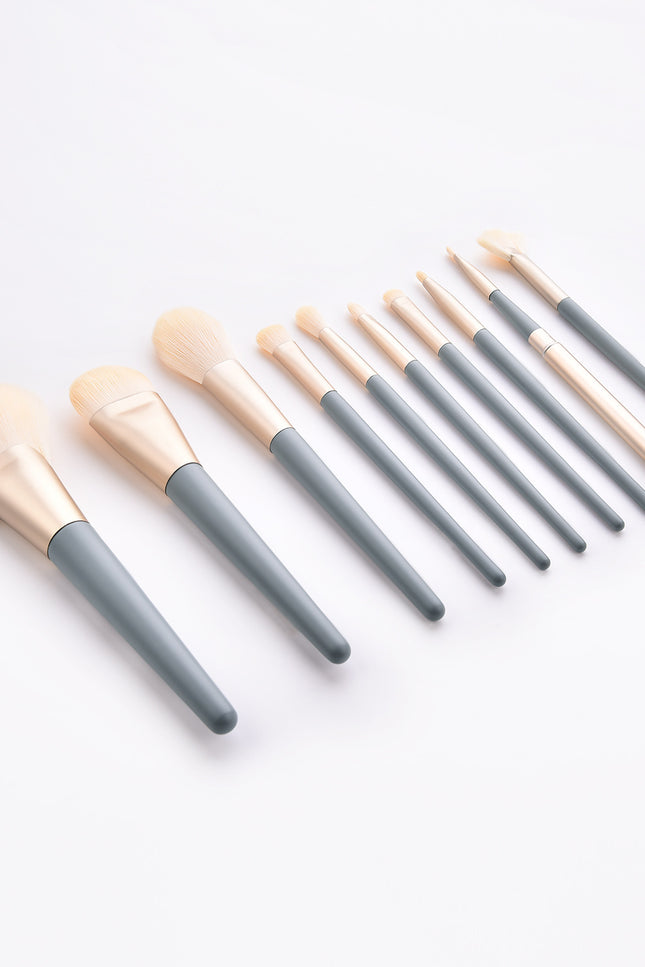 Makeup brush