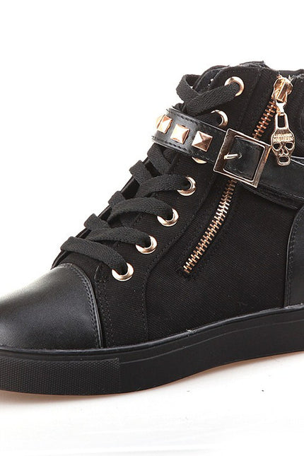 High-top canvas shoes