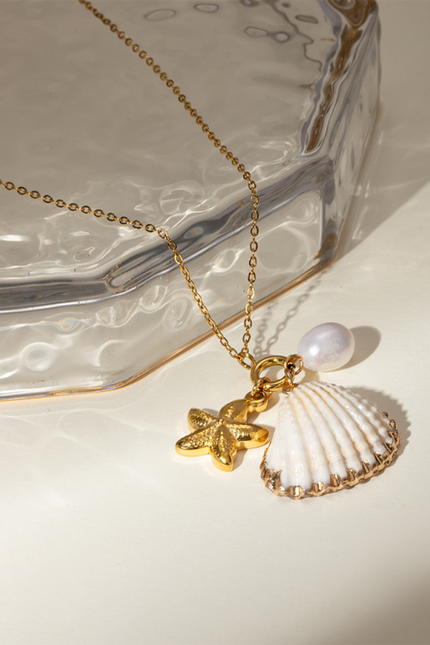 Versatile starfish shell necklaces